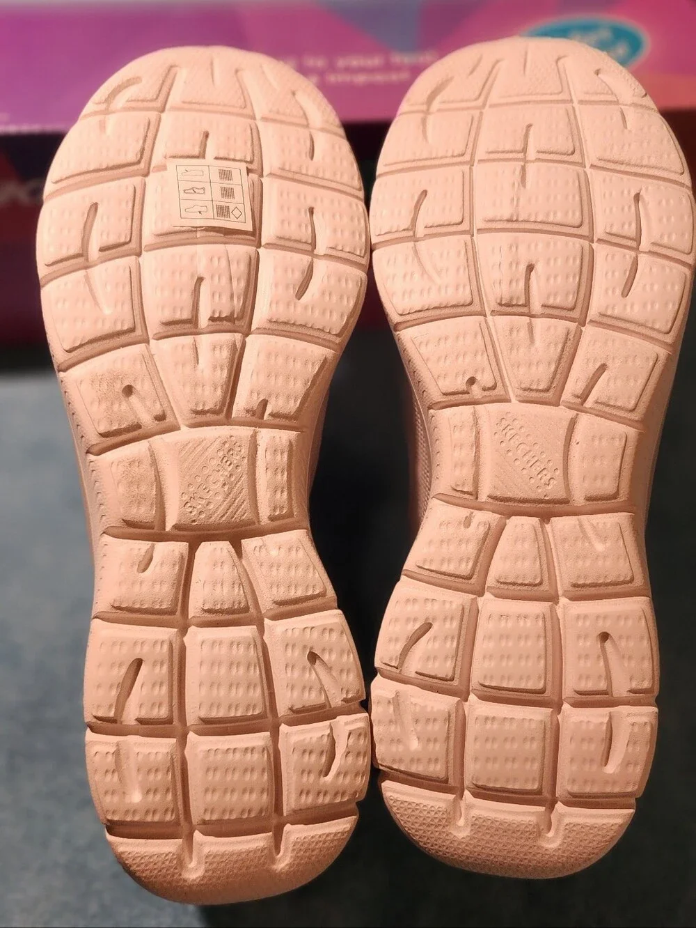 Skechers Women's Knit Slip-On Sneakers Grey - Light Peach NIB Size 10
